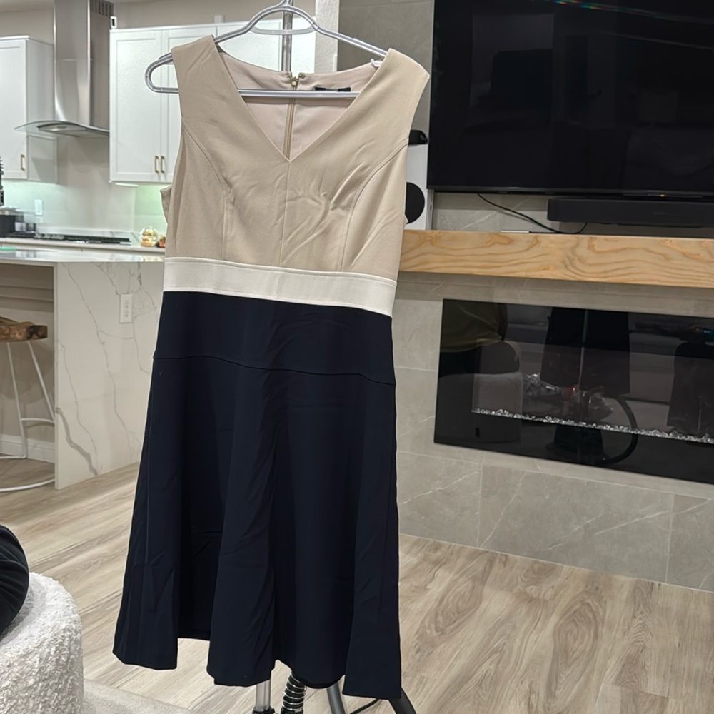 Tommy Hilfiger blue and cream dress size 10